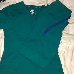 Scrub set.